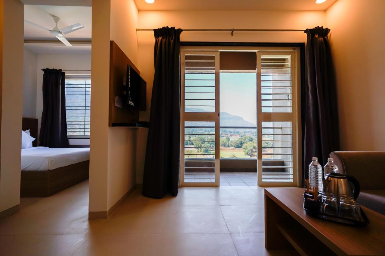 Mountain Shadow Resort Igatpuri Ngoại thất bức ảnh